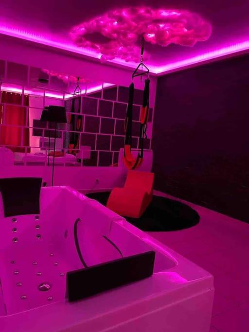 Jeu De Regards - Jacuzzi/Balneo Daire Courcouronnes Dış mekan fotoğraf